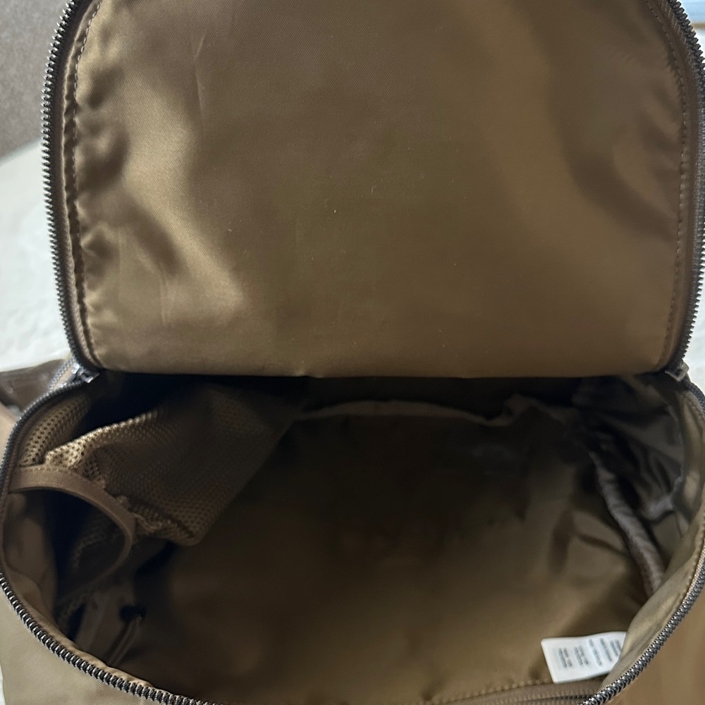 lululemon athletica Olive-Tone Compact Everyday Backpack - Picture 8 of 14